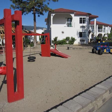 Sandy Beach Suites 오소유스 외부 사진