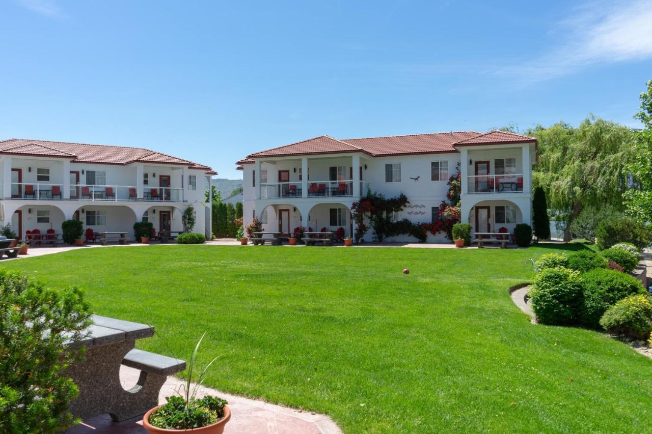 Sandy Beach Suites 오소유스 외부 사진